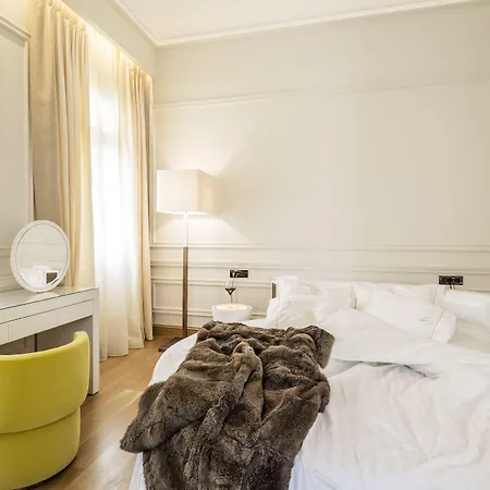 3 Sixty & Hotel 4*