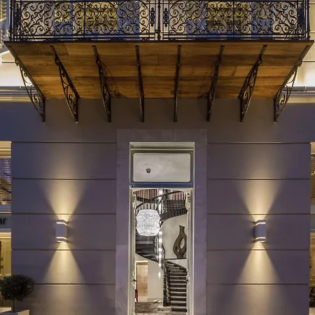 3 Sixty & 4* Anabolu