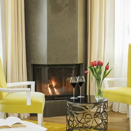 Hotel 3 Sixty & Nauplia