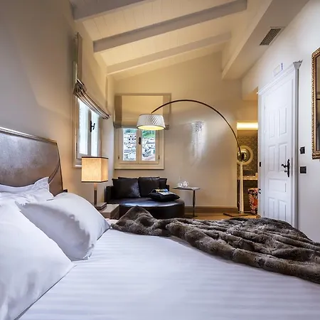 3 Sixty & 4* Nafplio