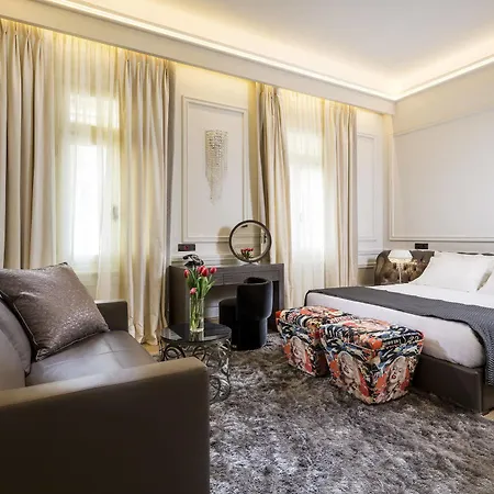 Hotel 3 Sixty &