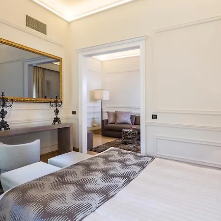 Hotel 3 Sixty & 4*
