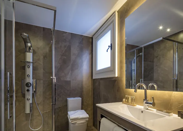 3 Sixty Hotel&suites 4*